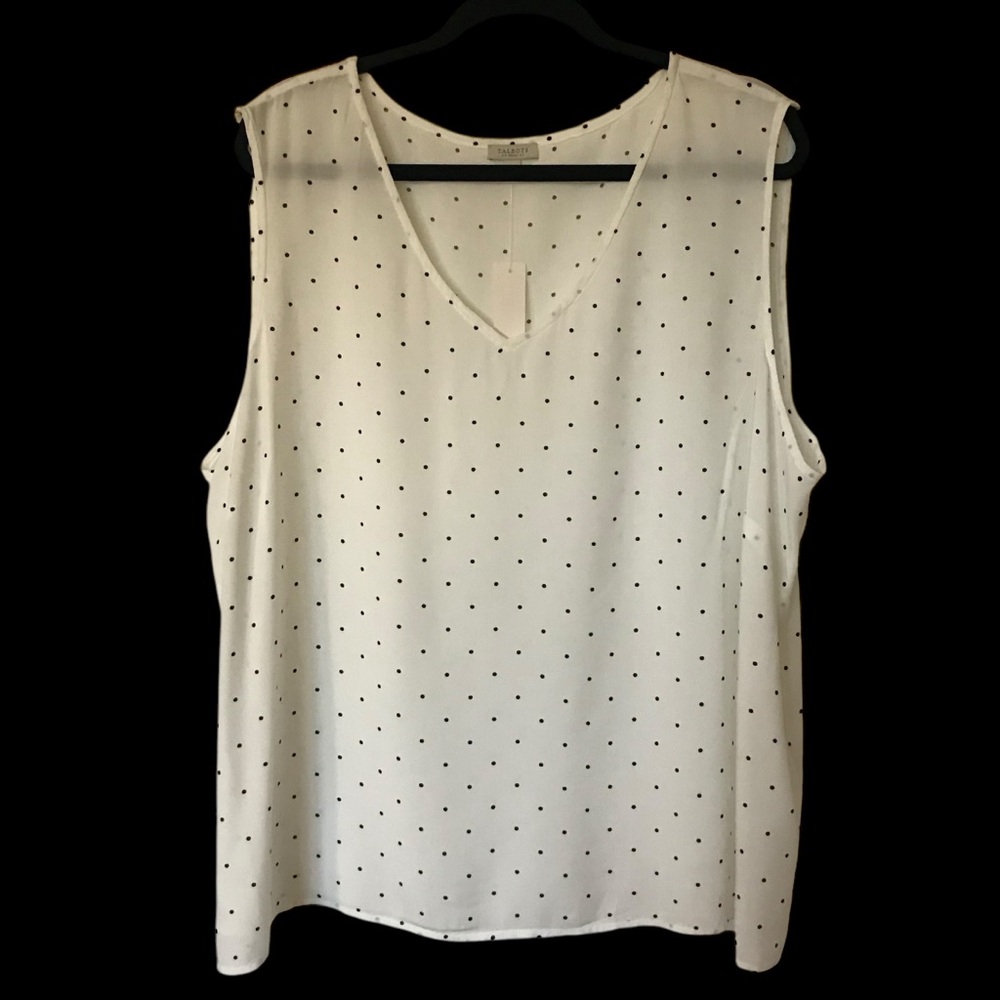 NWT. Talbots woman polka dot sleeveless top. SZ 3X.